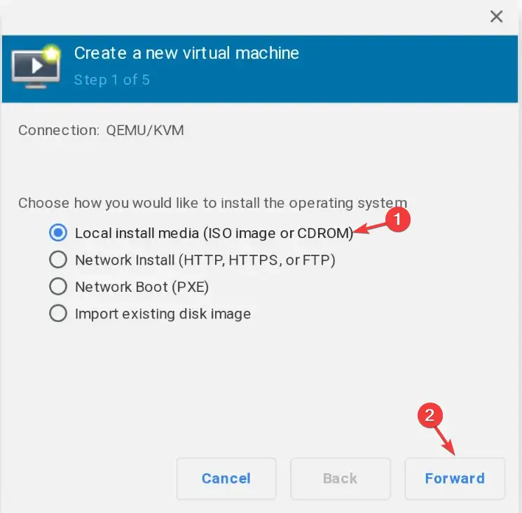 Seleccione Medios locales y haga clic en Reenviar cómo instalar Windows 11 en Chromebook